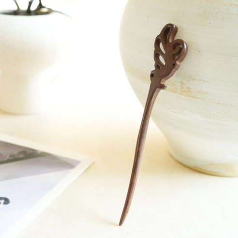 찰랑이는 머릿결, 단아한 아름다움으로 완성! 얄리샵 나무비녀 득템 후기 나무비녀