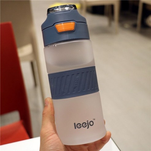 【휴대용 물병】심플한 운동 대용량 샌드위치 운동 주전자 야외 휴대용 플라스틱 컵 남녀 탄 직음 컵, 네이비/650Ml
