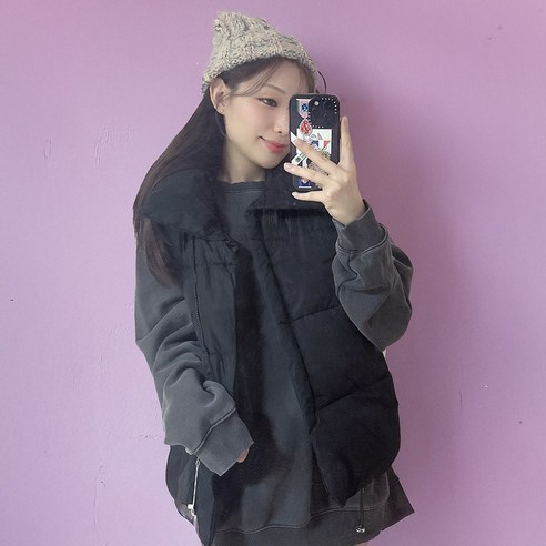패션 아이템을 완성하는 꾸안꾸 스타일