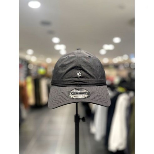 뉴에라 23SS 나일론 트랙 뉴욕 양키스 언스트럭쳐 볼캡 블랙 13572083 뉴에라나일론 Best Top5