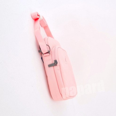 아이의 스타일을 완성하는 사랑스러운 캉골키즈 핸드폰 가방