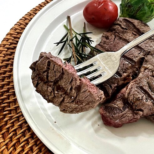 고품질 한우로 만든 고급스러운 명절 선물