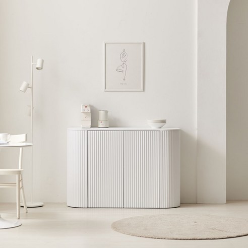 엘리나 템바보드 TV 거실장: 공간에 예술을, 생활에 편리함을 더하다!