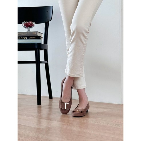 세련된 디자인과 편안한 착용감의 베스트셀러 여성 플랫 슈즈