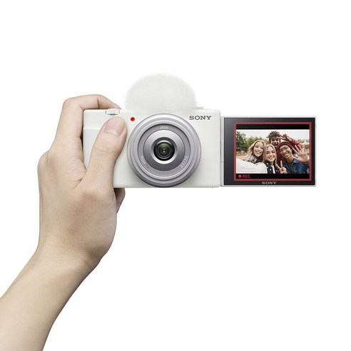 소니 디지털 카메라: 전문가급 화질과 유연성을 제공하는 고성능 카메라