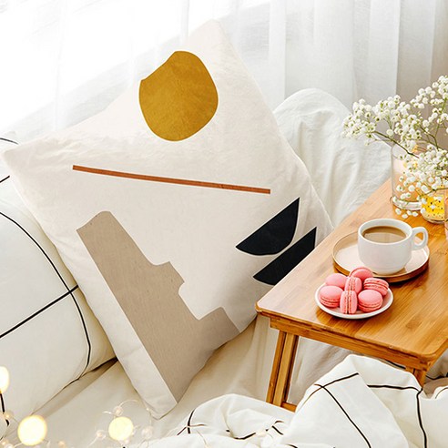 감성을 담은 북유럽풍 쿠션으로 공간을 변화시키세요