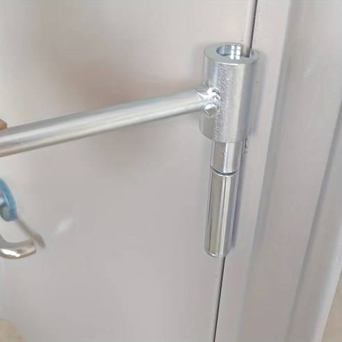 도어 힌지 수리 렌치 하나로 낡은 문에 새 생명을!