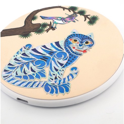 폰 충전도 특별하게! 사자보이즈 호작도 무선충전패드 솔직 후기 국립중앙박물관굿즈