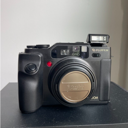 후지필름 GA645Zi 미디엄 포맷 - 자동 로딩 & 되감기, 1개