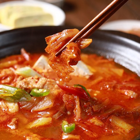 맛집광들의 찬사를 받은 명장김치찌개&김치찜, 편리하고 맛있는 선택