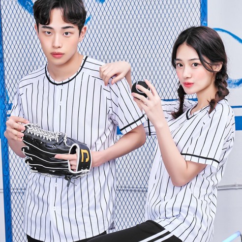 BA53 스트라이프 야구반티로 체육대회의 주인공이 되세요!