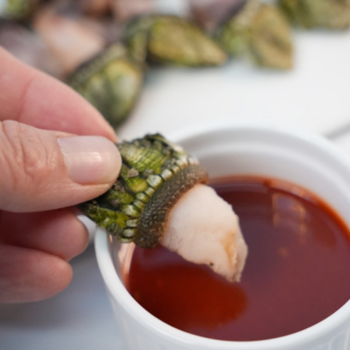 바다의 숨겨진 보물, 쫄깃하고 신선한 자연산 거북손을 맛보세요!