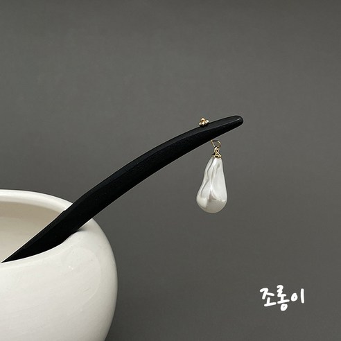 나무비녀 전통은 전통적인 디자인과 기능을 갖춘 제품입니다