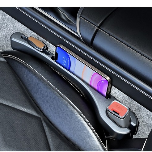 다양한 수납공간과 떨어짐 방지 기능을 제공하는 차량용 포켓 수납함