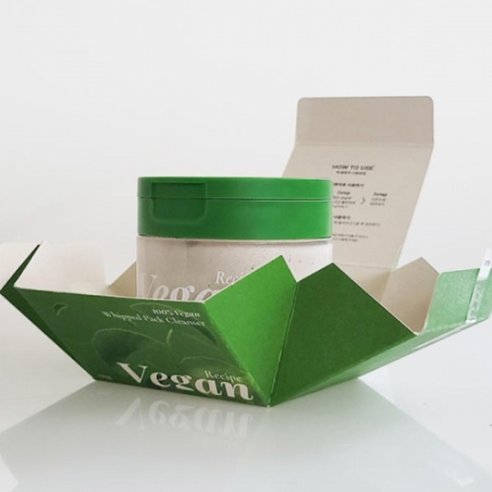 피부를 위한 클렌징의 새로운 시대를 열어주는 비건 휘핑 팩 클렌저