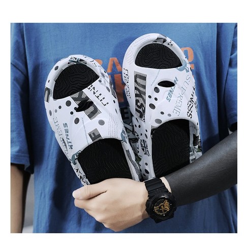 발편한 발걸음으로 하루를 시작하는 굿우리 키높이 사무실 슬리퍼