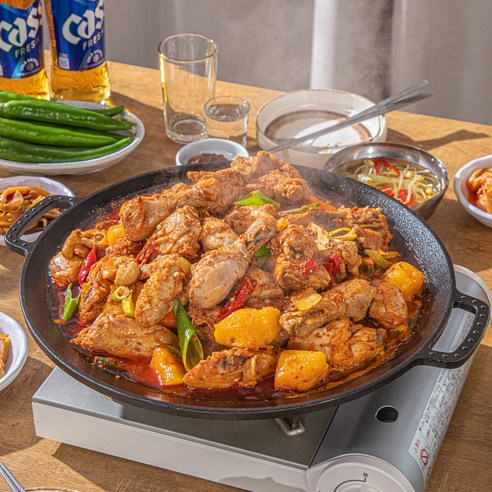 물만 넣고 끓이기만 하면 완성되는 완제품 대용량 솥뚜껑 닭볶음탕, 2개, 1kg