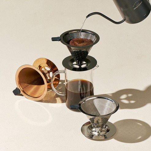 세련된 디자인과 실용성을 겸비한 시타 허니콤 드리퍼