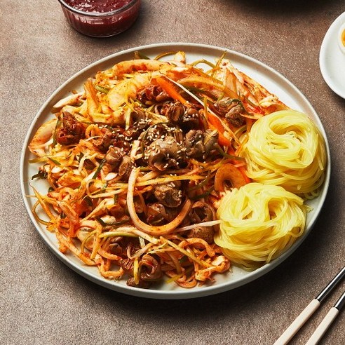 [잇팅나우ㅣ인기상품] 쿡솜씨 골뱅이무침 밀키트 파채 쫄면사리 [EatingNOWㅣ추천상품]