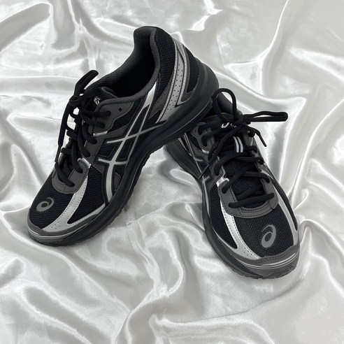 발 편한 데일리 슈즈, 아식스 조그100S로 내 발에 휴식을!