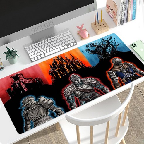 다크 소울의 세계를 당신의 책상 위로