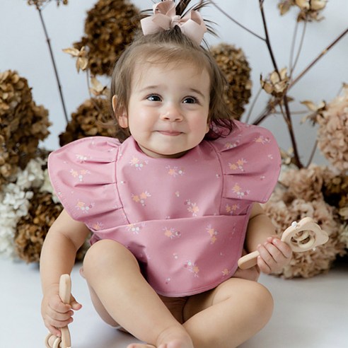 키스앤블러썸 턱받이로 이유식 전쟁 끝내고 행복한 식사 시간을!