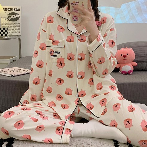 구름처럼 포근한 아이보리 파자마, 숙면의 시작