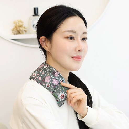애슬라 허브 찜질팩으로 뻐근한 목과 어깨에 힐링을 선물하세요.
