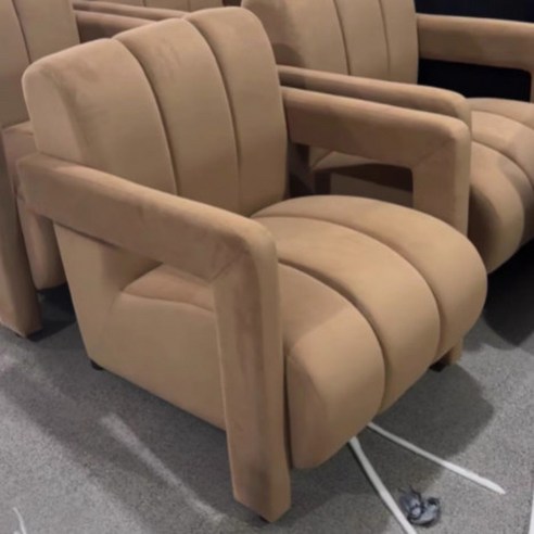 마일러 럭셔리하고푹신한 안락의자 1인용쇼파 1인쇼파 라운지체어 카페의자 로비의자, 1개, 10. 브라운 x 패브릭 x 쿠션증정