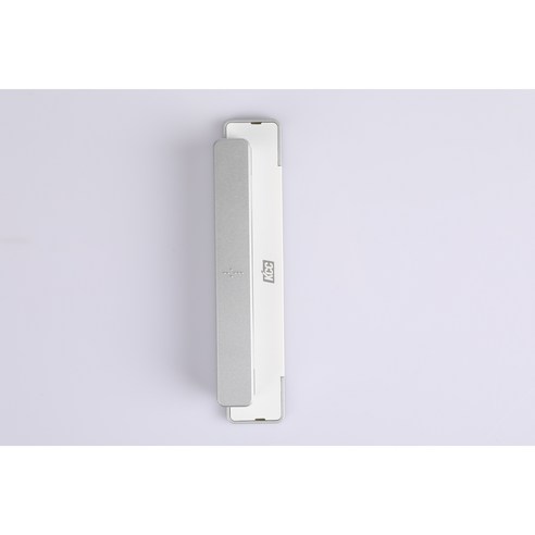 KCC창호 고정형 샤시손잡이 샷시 베란다 창문손잡이는 실용적이고 편리한 제품으로, 가격은 6,900원이며 평점은 4.5/5입니다.
