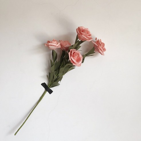 GU 레트로 프랑스 스타일 로맨틱 시뮬레이션 로즈 다섯 헤드 가짜 꽃 장식품 목가적 인 소녀 하트 사진 소품, 오렌지 핑크 다섯 헤드, 하나