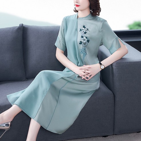 Mao패션 대형 여성 의류 새로운 청삼 드레스 통통한 여자 배꼽 커버 슬리밍 유행 중국 스타일