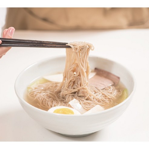 우리밀 물냉면의 진수를 담은 시원하고 맛있는 여름 식사