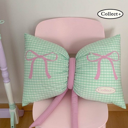 사랑스러운 디자인과 편안함으로 당신의 공간에 미소를 더하는 모모스마일 패브릭 리본 쿠션