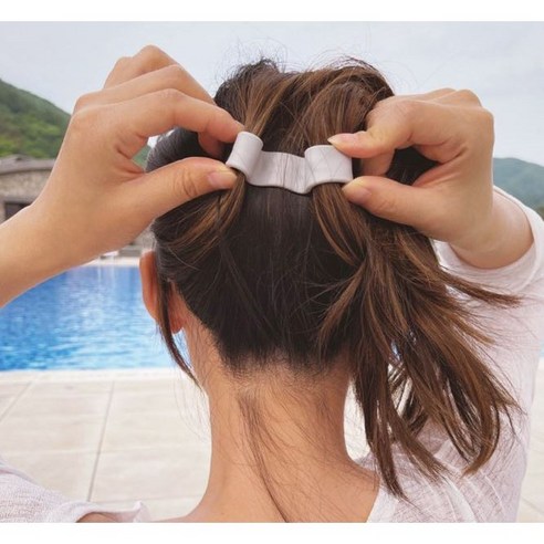 우아함과 실용성을 겸비한 아르뉴 폴드 밴드 머리끈: 섬세한 아름다움을 당신의 헤어스타일에 아르뉴