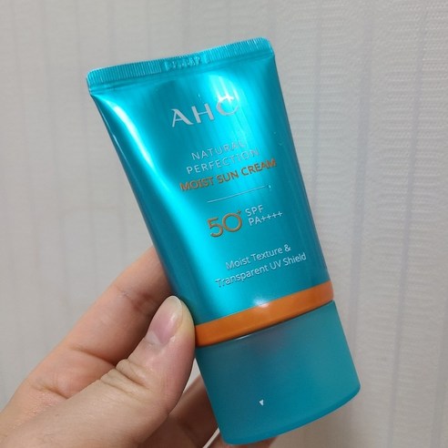 AHC 내추럴 퍼펙션 모이스트 선크림 SPF50+ PA++++ 50ml x 2개