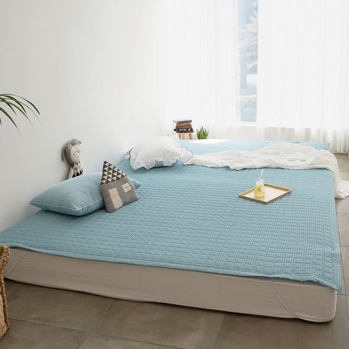 시원하고 편안한 여름 밤을 위한 시어서커 여름 침대고정패드