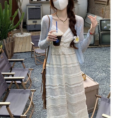 시원한 여름을 위한 스타일리시 휴양지룩
