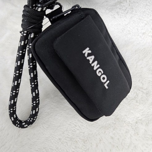 어깨는 가볍게, 스타일은 완벽하게! 캉골 백팩으로 완성하는 스마트한 데일리룩