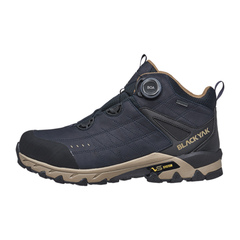 가벼움과 기능성을 겸비한 블랙야크 엑섬 II GTX