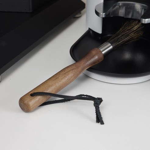 빈플랜트 우드청소솔로 손쉽게 커피머신을 관리하세요!