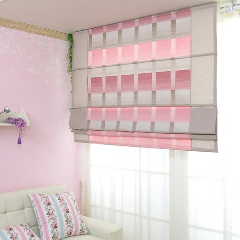 공간에 감성을 더하는 마법, 리빙데코 로만쉐이드.