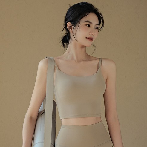 자유로운 움직임과 편안함을 선사하는 레차카 라이크라 스포츠 요가 탑브라