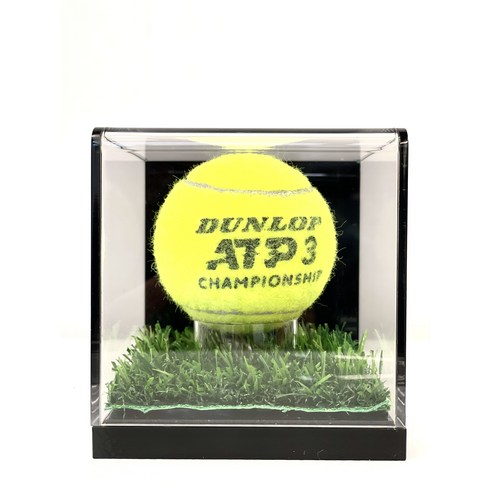 소중한 추억을 담아내는 실용적이면서 멋진 전시 케이스