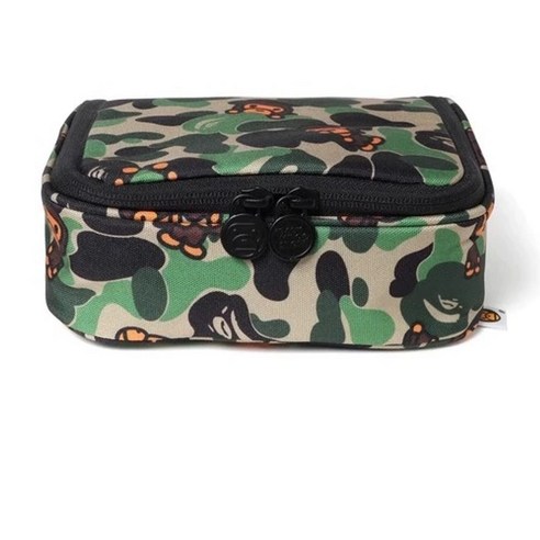 스타일과 실용성을 겸비한 베이프 세면가방으로 여행을 더욱 특별하게