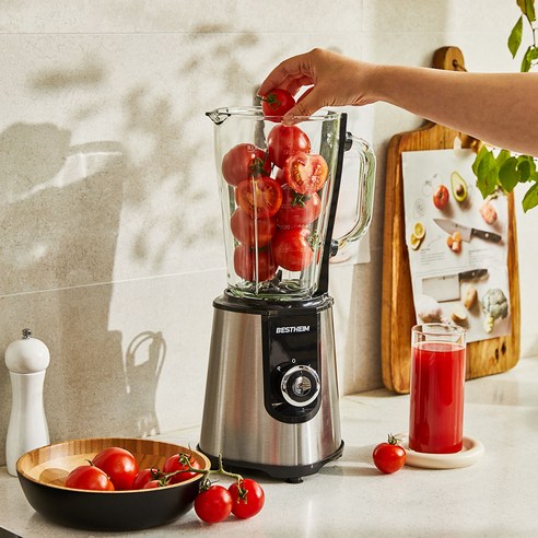 강력하고 다기능적인 베스트하임 믹쎈고 플러스 8X 블렌더로 집에서 건강한 음식을 쉽게 만들어보세요.