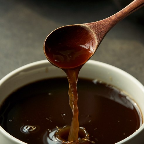 청정 자연의 기운을 담은 녹용 흑염소 진액, 건강을 선물하세요.