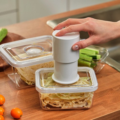 신선한 반찬을 보관하고 전자레인지에서 간편하게 데우는 데 이상적인 휴락 진공밀폐용기 세트