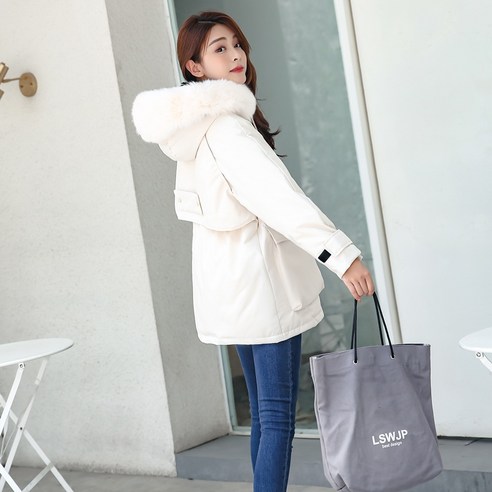 mxt겨울 새로운 재킷 여성의 중형 한국 스타일 패션 느슨한 허리 큰 모피 칼라 흰색 오리 아래로 두꺼운 코트