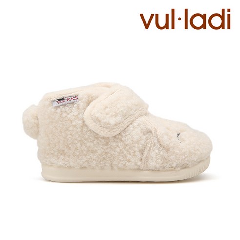 아이들의 발 건강과 스타일을 책임지는 스페인 감성 아동화